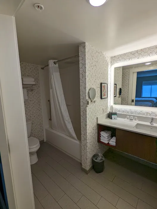 Holiday Inn Express & Suites Columbia-I-26 @ Harbison Blvd by IHG 4