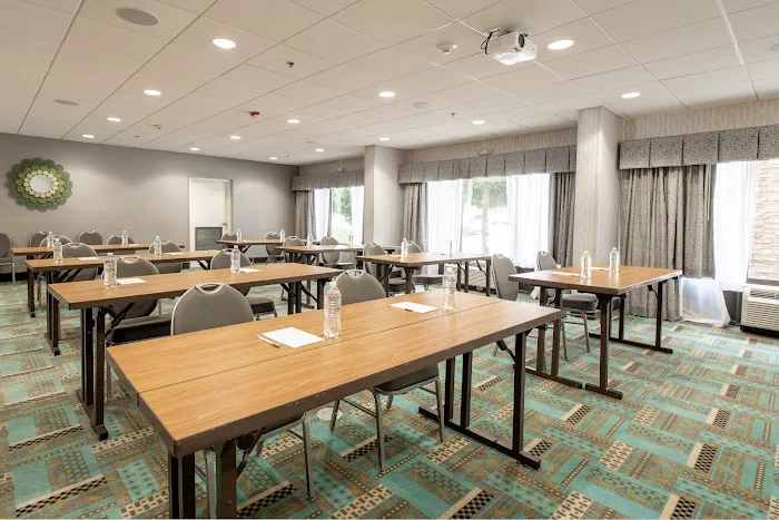 Hampton Inn Columbia I-26/Harbison Blvd. 4