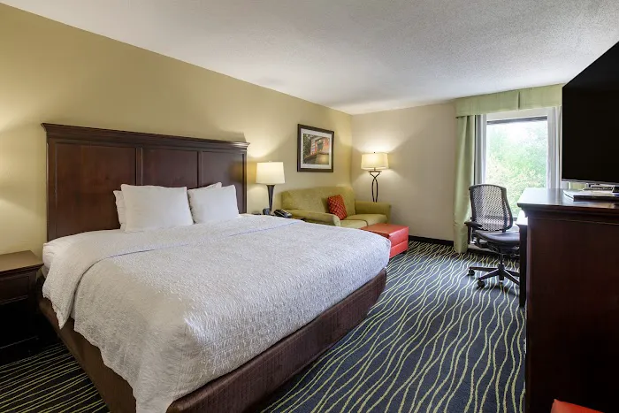 Hampton Inn Columbia I-26/Harbison Blvd. 4