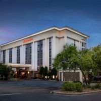 Hampton Inn Columbia I-26/Harbison Blvd. ico