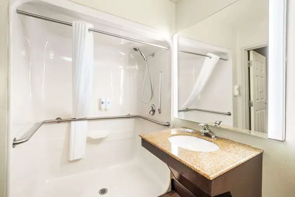 Comfort Suites Columbia at Harbison 4