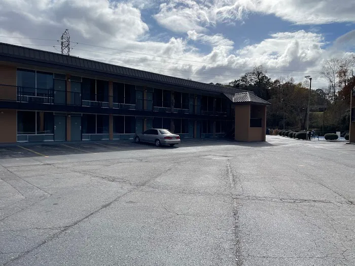 Budget Inn Greenville 4