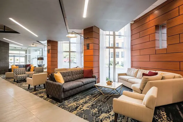 Hyatt Place Greenville Downtown 4