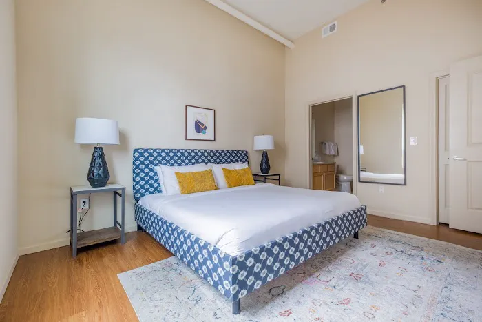 Mint House Greenville – Downtown 4