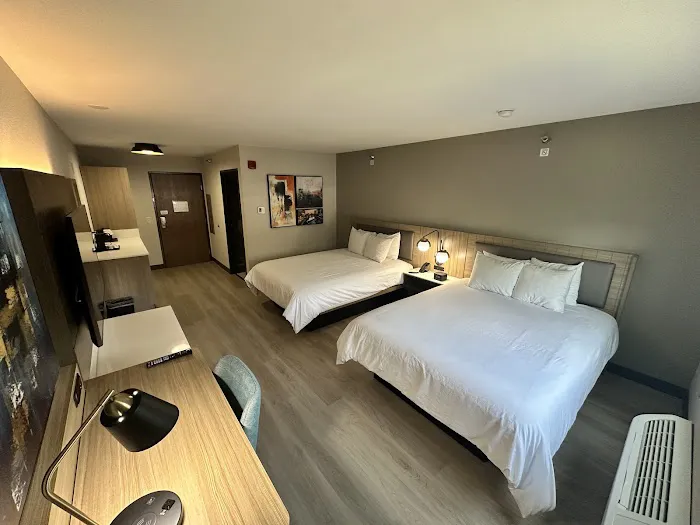 Midtown Suites 4