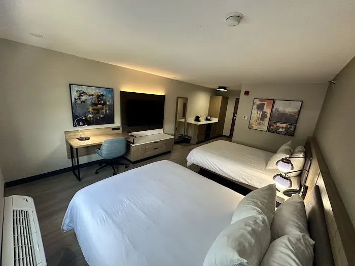 Midtown Suites 4