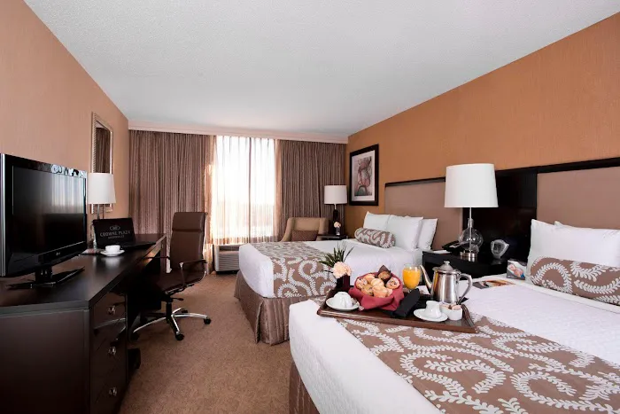 Crowne Plaza Greenville, an IHG Hotel 4