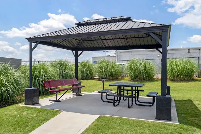 Best Western Plus Greenville I-385 Inn & Suites 4