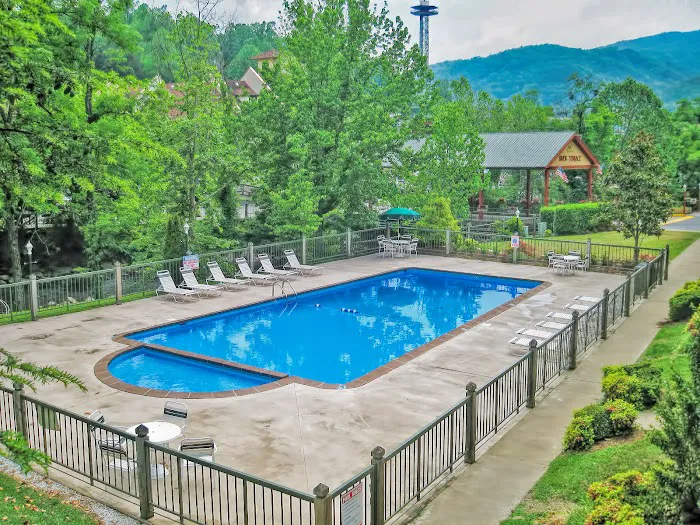 River Terrace Resort and Convention Center 4