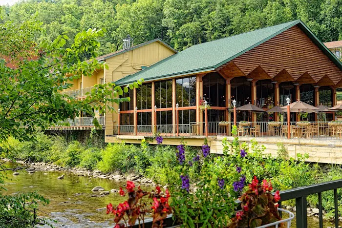 River Terrace Resort and Convention Center 4