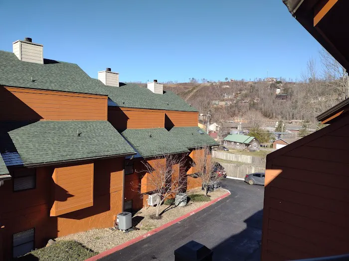 Gatlinburg Village 505 3 Bedroom Home 4