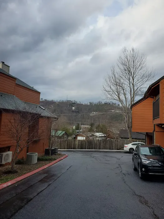 Gatlinburg Village 505 3 Bedroom Home 4