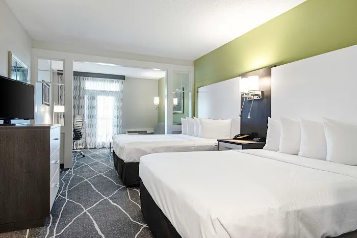 Clarion Inn Willow River 4