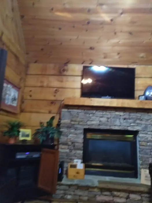 Oak Haven Resort, Cabin 10 4