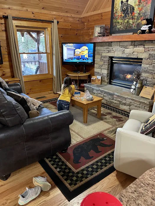 Oak Haven Resort, Cabin 21 4