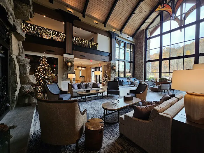 Dollywood's HeartSong Lodge & Resort 4