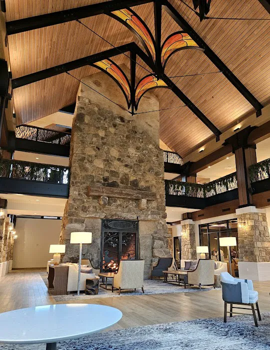Dollywood's HeartSong Lodge & Resort 4