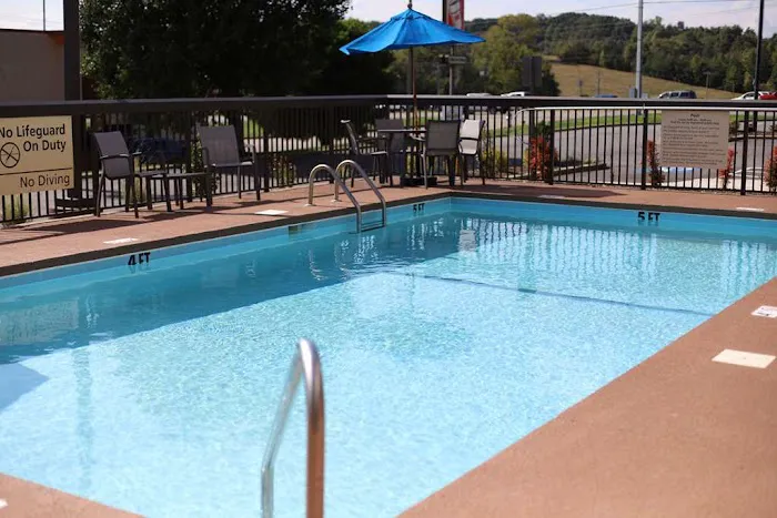 Hampton Inn Greeneville 4