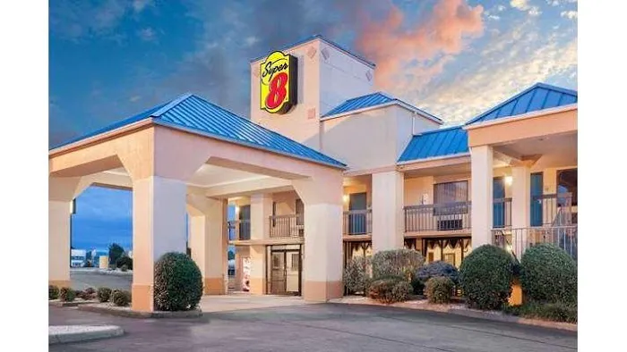 Super 8 by Wyndham Bulls Gap Greeneville Area 4