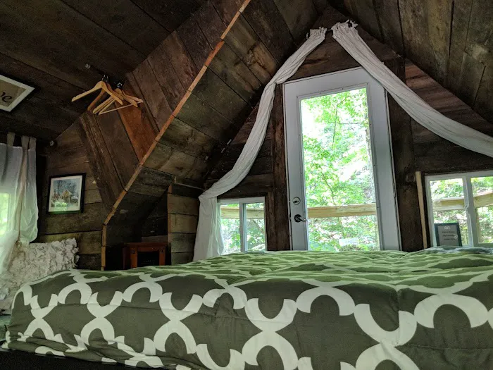 Sugar Creek Treehouse 4