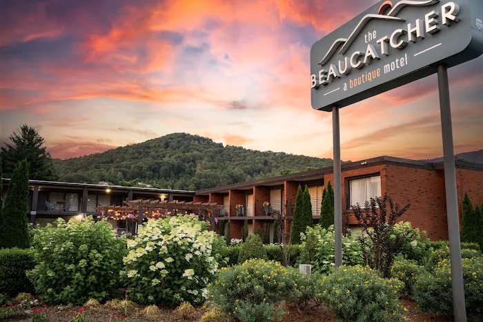 The Beaucatcher, A Boutique Motel 4