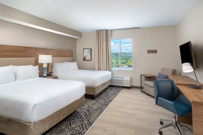 Candlewood Suites Asheville Downtown by IHG 4