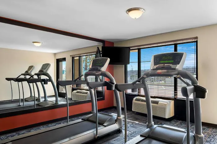 Best Western Newport Inn 4