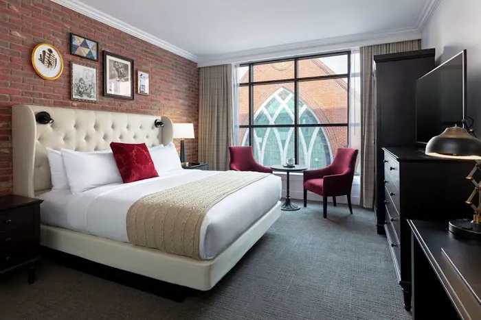 The Foundry Hotel Asheville, Curio Collection by Hilton 5