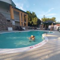 Quality Inn & Suites Biltmore East ico