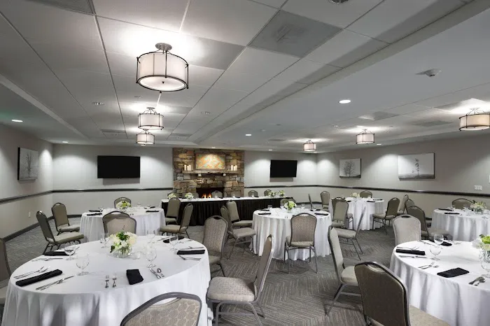Holiday Inn Asheville East-Blue Ridge Pkwy by IHG 4