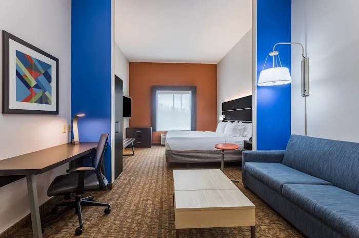 Holiday Inn Express & Suites Bremen by IHG 4