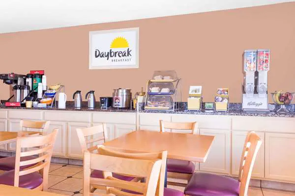 Days Inn by Wyndham Augusta Wheeler Road 4