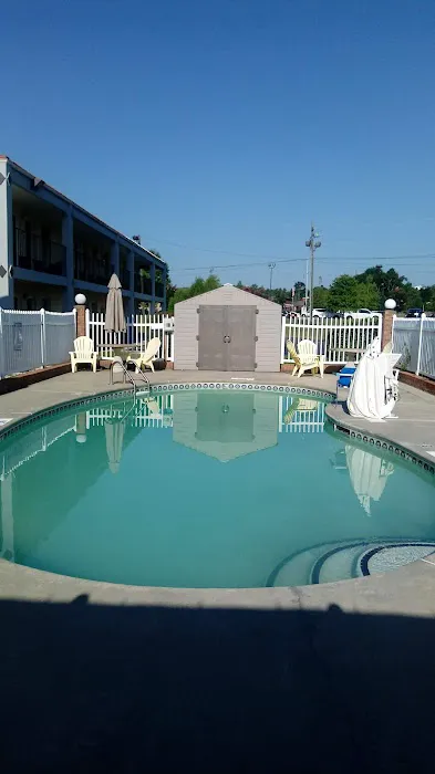 Days Inn by Wyndham Augusta Wheeler Road 4