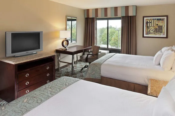 DoubleTree by Hilton Hotel Augusta 4