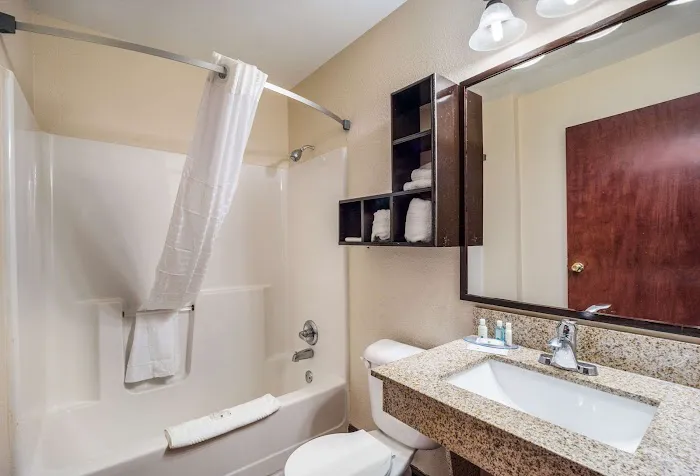 Quality Inn & Suites Augusta Fort Eisenhower Area 4