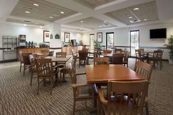 Wingate by Wyndham Augusta/Fort Eisenhower 4