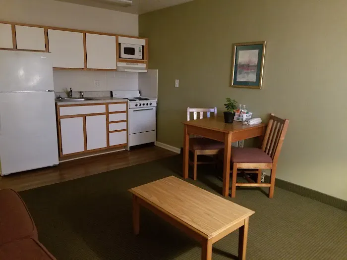 Affordable Suites Shelby 4