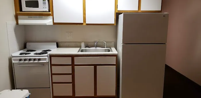 Affordable Suites Shelby 4