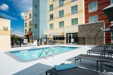 Fairfield Inn & Suites Shelby 4