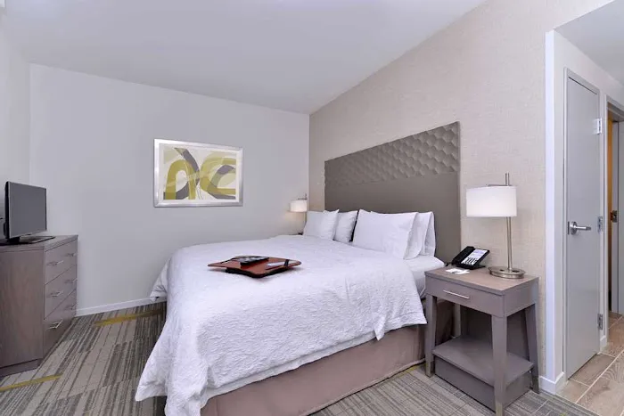 Hampton Inn & Suites Shelby 4