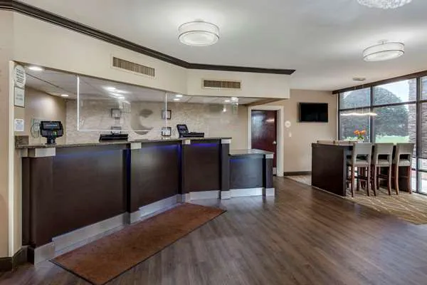 Comfort Inn 4