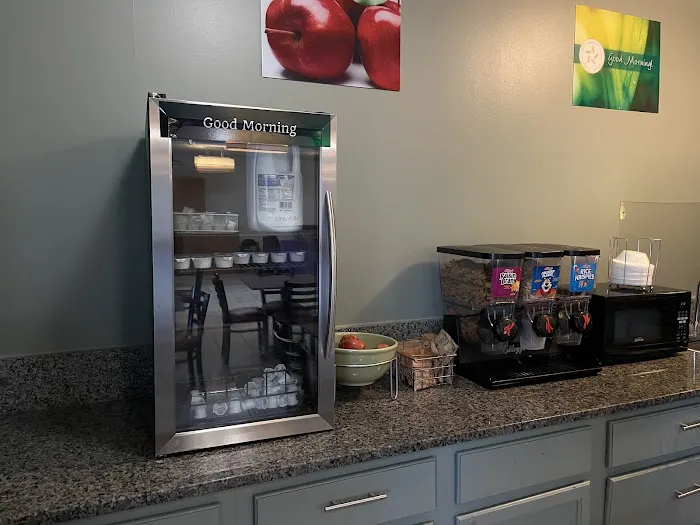 Quality Inn 4