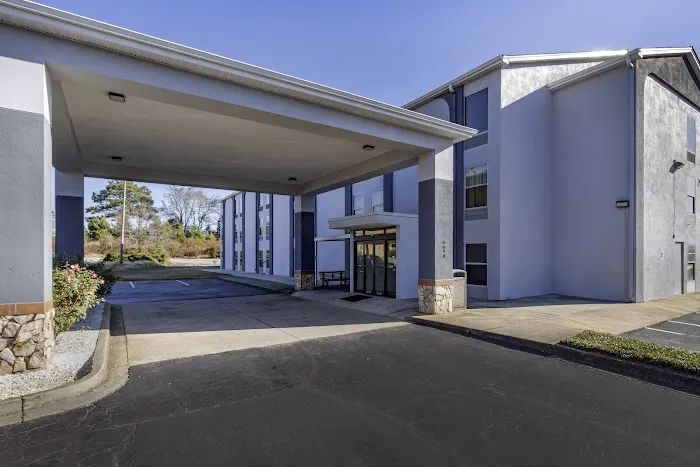 Quality Inn 4