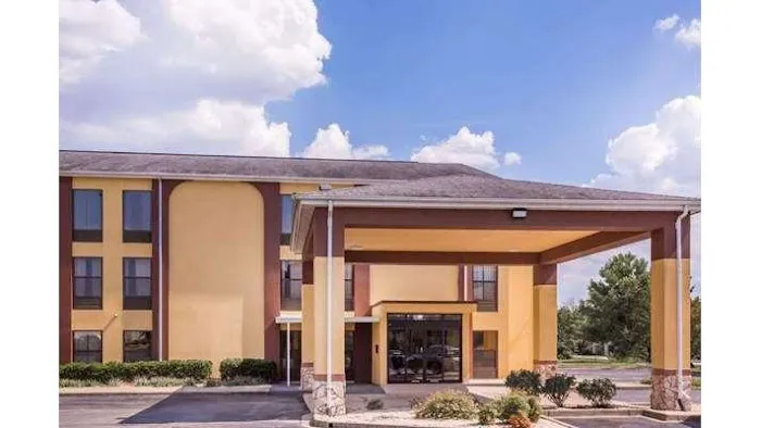 Howard Johnson by Wyndham Spartanburg Expo Center 4