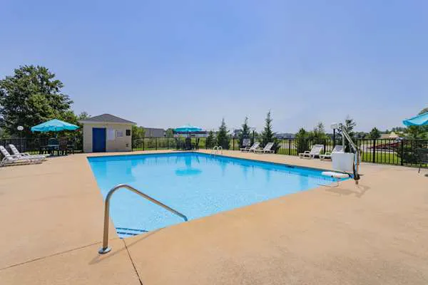 Days Inn by Wyndham Spartanburg Waccamaw 4