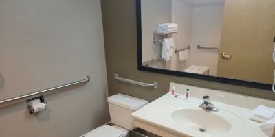 Super 8 by Wyndham Harbison/Parkridge Hospital