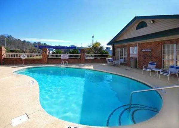 Rodeway Inn Harbison Area 4