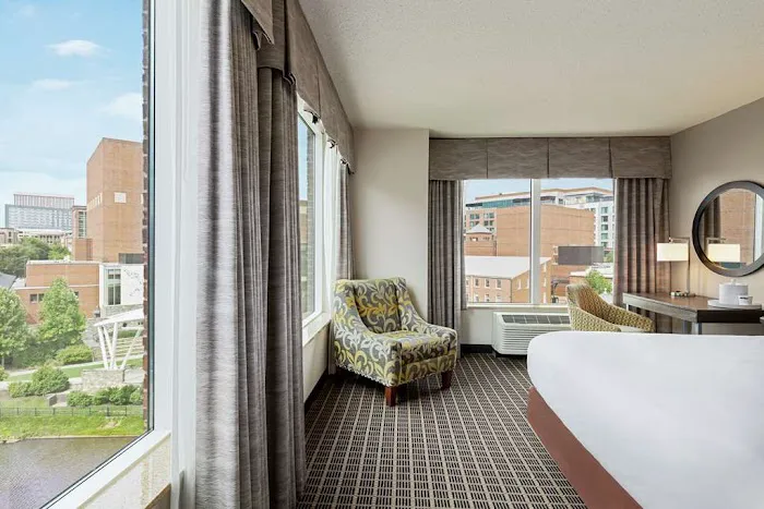 Hampton Inn & Suites Greenville-Downtown-RiverPlace 4