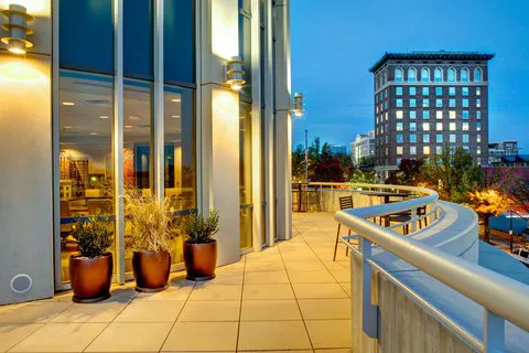 Courtyard Greenville Downtown 4