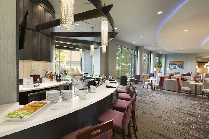 Embassy Suites by Hilton Greenville Downtown Riverplace 4